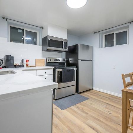 Centerstreet-Cozy 1Bedroomsuite YYC Eksteriør billede