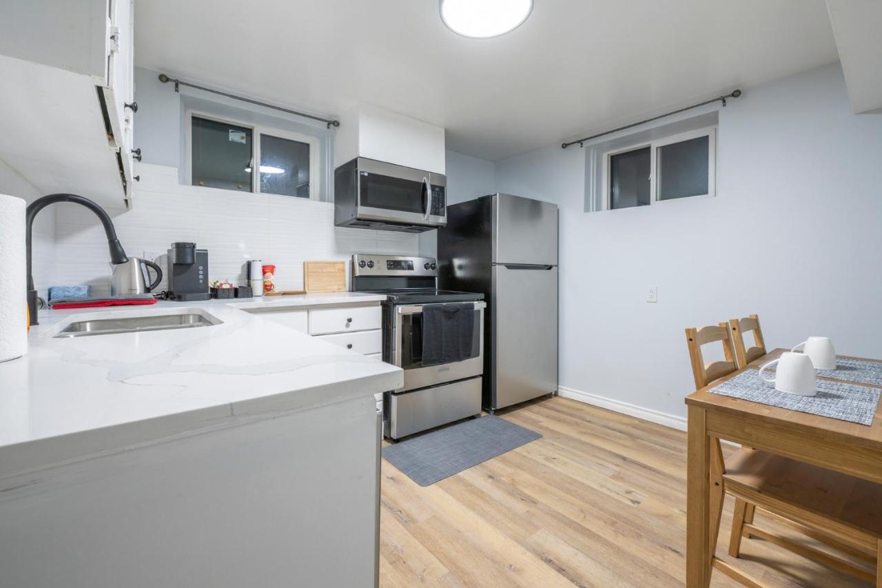 Centerstreet-Cozy 1Bedroomsuite YYC Eksteriør billede